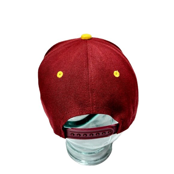 Wonder Woman Hat Red Marvel Snapback Cap by Six Flags GUC With Comic Book Design - Picture 4 of 8